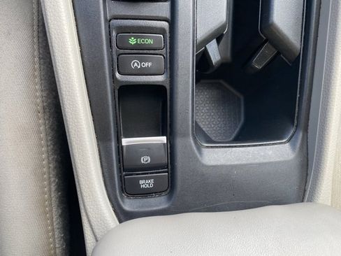 Used 2024 Honda Accord EX image 25