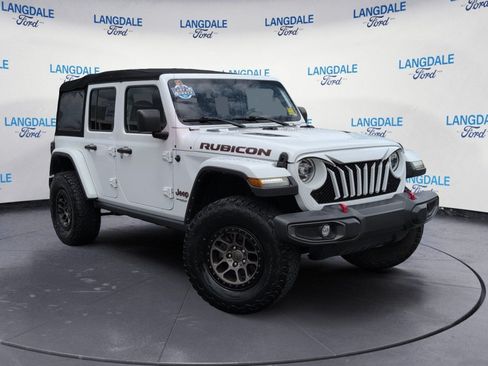Used 2022 Jeep Wrangler Unlimited Rubicon w/ LED Lighting Group AWD/4WD image 2