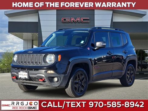 Used 2018 Jeep Renegade Trailhawk w/ UConnect 8.4 Nav Group image 1