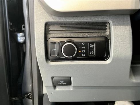 Used 2023 Ford F250 XL w/ Snow Plow Prep Package AWD/4WD image 16