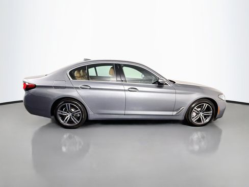 Used 2023 BMW 530i w/ Convenience Package RWD image 11
