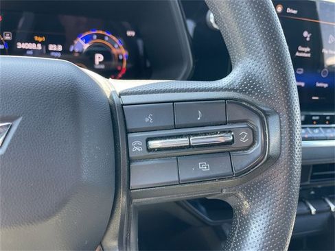 Used 2024 Chevrolet Colorado W/T w/ WT Convenience Package II image 35