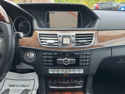 Used 2014 Mercedes-Benz E 350 4dr Sdn E 350 Luxury 4MATIC image 11