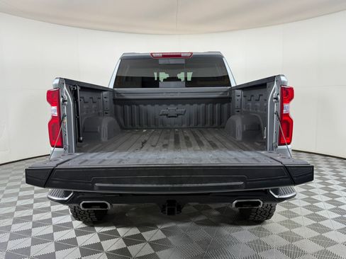 Used 2024 Chevrolet Silverado 1500 LT Trail Boss w/ LT Trail Boss Premium Package image 30