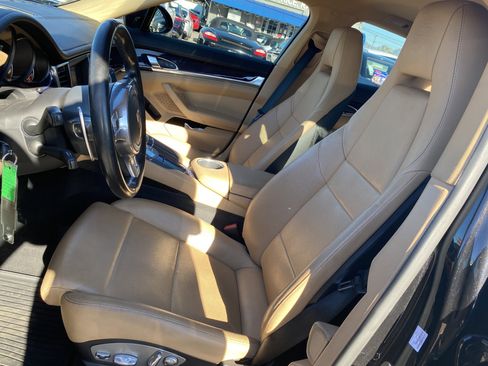 Used 2013 Porsche Panamera image 9