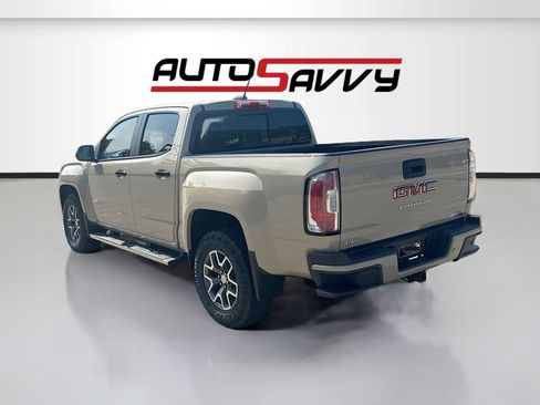 Used 2022 GMC Canyon AT4 w/ Driver Alert Package AWD/4WD image 5