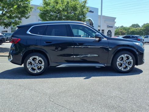 Used 2025 BMW X1 xDrive28i AWD/4WD image 10