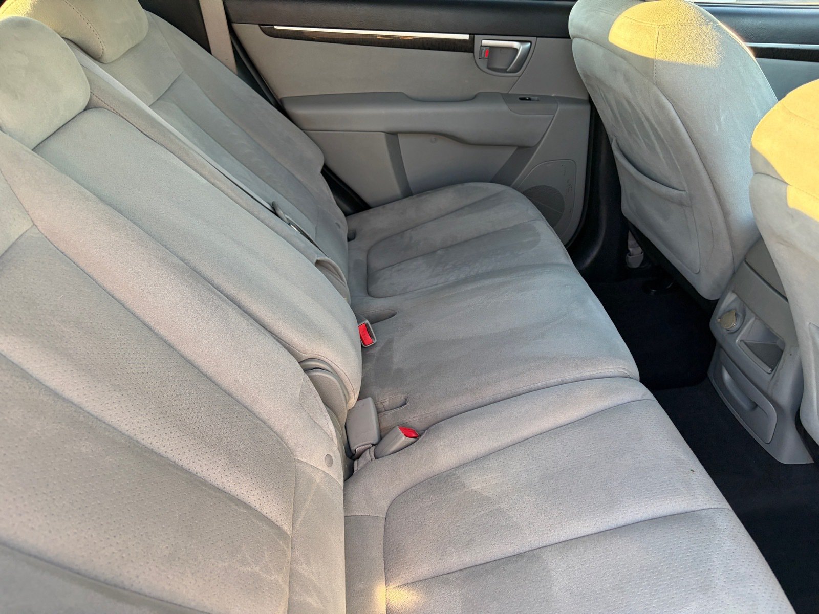 Used 2009 Hyundai Santa Fe SE FWD image 12