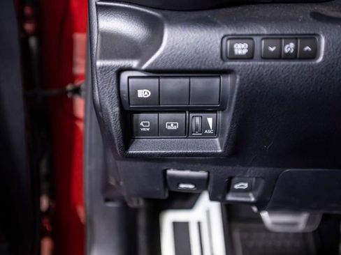 Used 2025 Lexus IS 500 RWD image 41