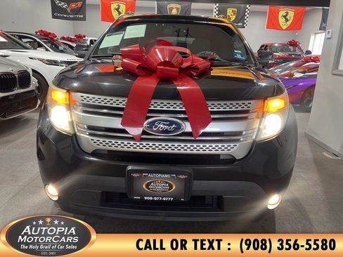 Used 2014 Ford Explorer XLT w/ Equipment Group 201A image 32