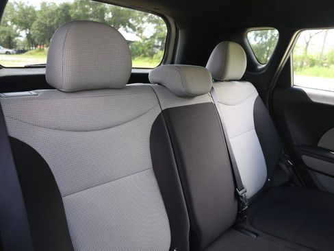 Used 2018 Kia Soul FWD image 12
