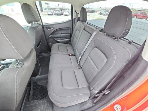 Used 2019 GMC Canyon SLE image 17