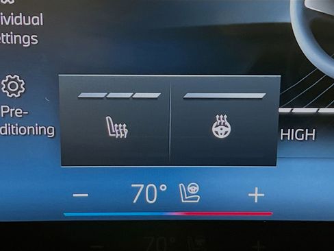 Used 2024 BMW X5 xDrive40i w/ Premium Package image 23