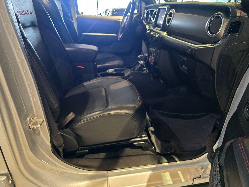 Used 2022 Jeep Gladiator Rubicon w/ LED Lighting Group AWD/4WD image 28