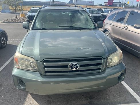 Used 2006 Toyota Highlander 2WD image 2