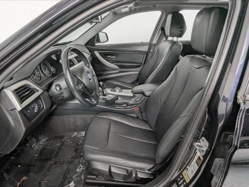 Used 2016 BMW 320i xDrive Sedan image 14