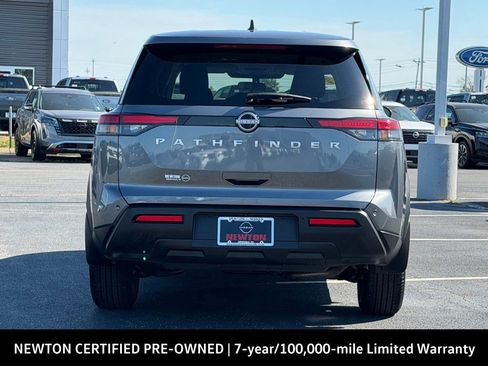 Used 2025 Nissan Pathfinder S FWD image 9