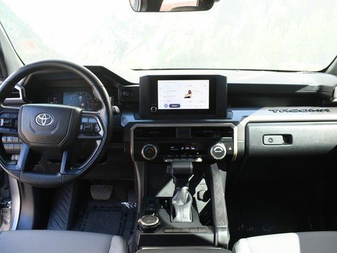 Certified 2025 Toyota Tacoma SR5 image 18