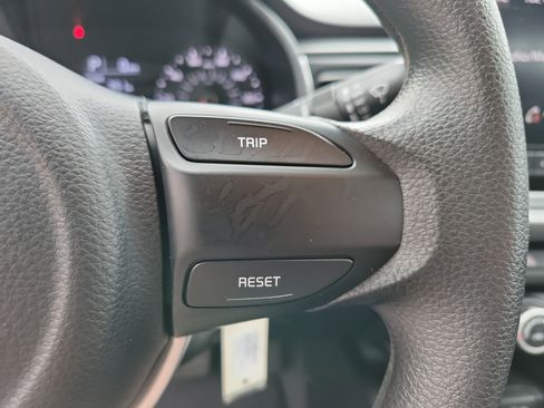 Used 2023 Kia Rio LX image 14