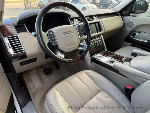 Used 2016 Land Rover Range Rover HSE image 13