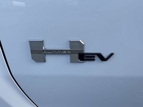 New 2025 GMC Hummer EV 3X image 33