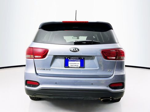 Used 2020 Kia Sorento S image 15