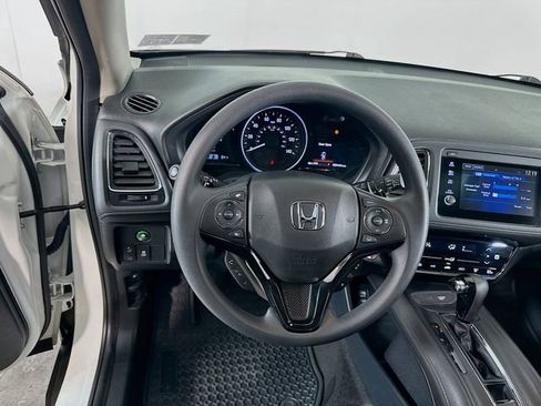 Used 2022 Honda HR-V EX image 21