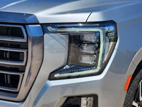 Used 2024 GMC Yukon AT4 w/ AT4 Premium Plus Package AWD/4WD image 9