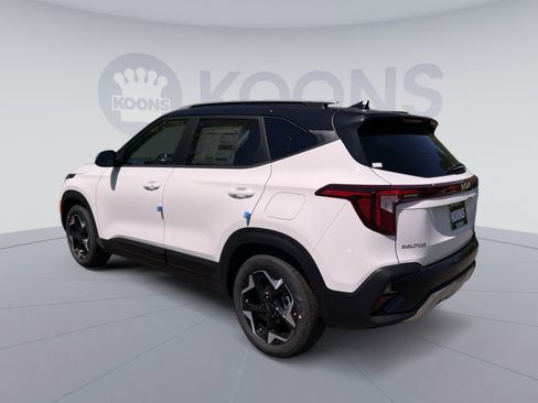 New 2026 Kia Seltos S FWD image 8