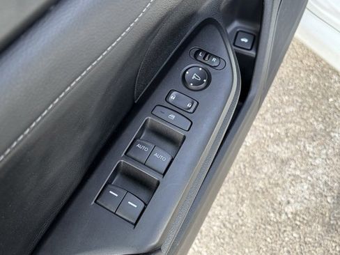 Used 2018 Honda Civic EX-L image 13