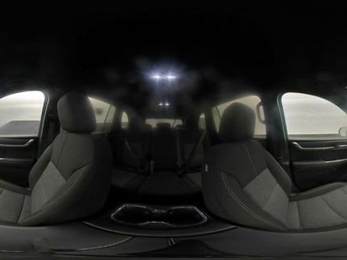 Used 2025 GMC Acadia Elevation FWD image 30