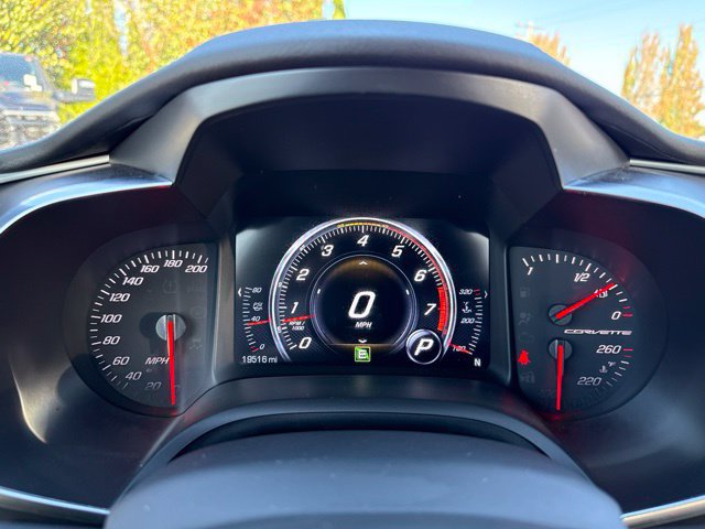 Used 2019 Chevrolet Corvette Stingray Coupe RWD image 17