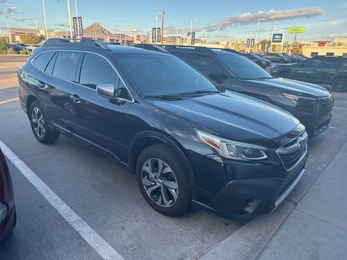 Used 2020 Subaru Outback Touring XT image 4