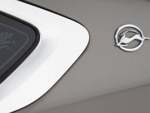 Used 2019 Chevrolet Impala Premier FWD image 14