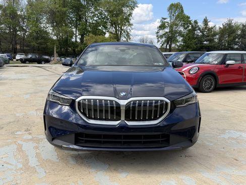 New 2026 BMW 530i xDrive w/ Premium Package AWD/4WD image 2