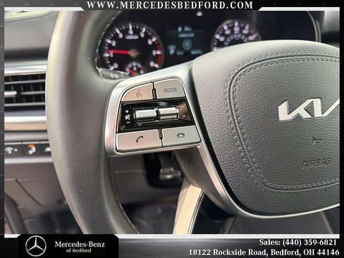 Used 2022 Kia Telluride S FWD image 12