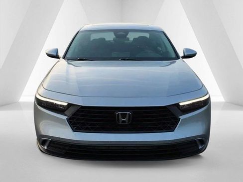 Used 2023 Honda Accord EX image 2