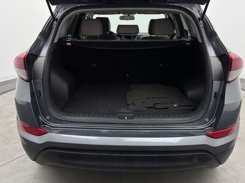 Used 2017 Hyundai Tucson SE w/ SE Popular Package 02 FWD image 28