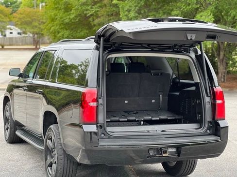 Used 2017 Chevrolet Suburban LT w/ LT Midnight Edition RWD image 42