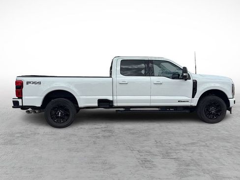 Used 2025 Ford F250 XLT w/ Black Appearance Package AWD/4WD image 12
