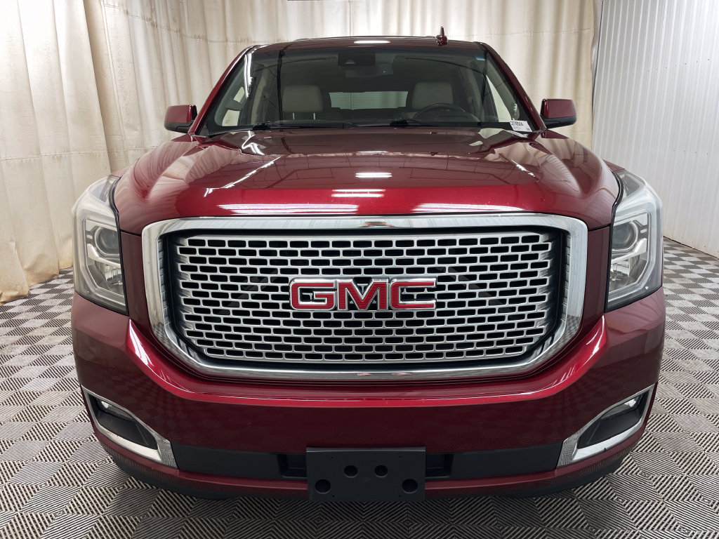 Used 2016 GMC Yukon XL Denali w/ Open Road Package AWD/4WD image 31