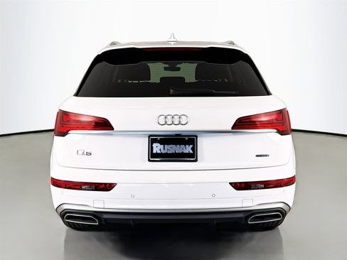Used 2023 Audi Q5 2.0T Premium Plus w/ Premium Plus Package image 6
