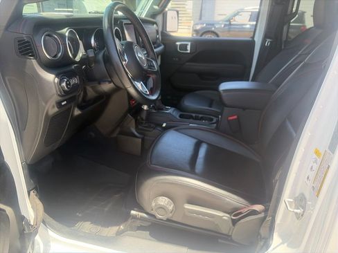 Used 2020 Jeep Gladiator Rubicon AWD/4WD image 8