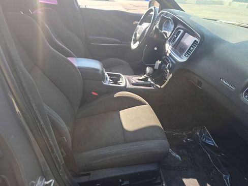 Used 2018 Dodge Charger R/T Scat Pack RWD image 12