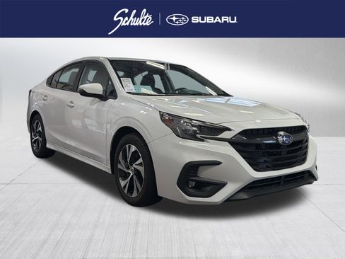 Used 2025 Subaru Legacy Premium AWD/4WD image 1