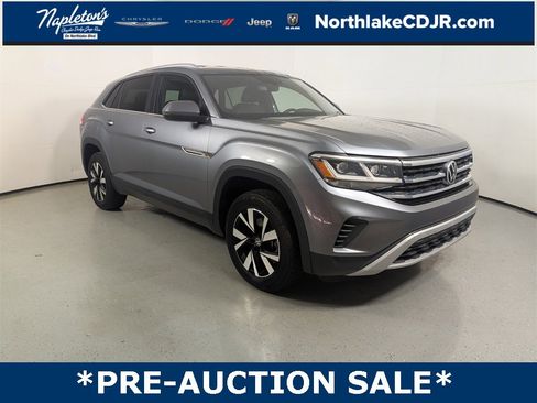 Used 2022 Volkswagen Atlas Cross Sport SE image 1