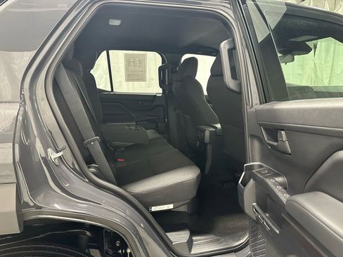 Used 2025 Toyota 4Runner SR5 image 52