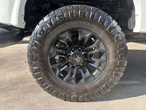 Used 2021 Ford F250 Lariat image 49