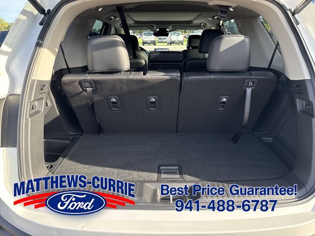 Used 2023 Honda Pilot Touring image 14