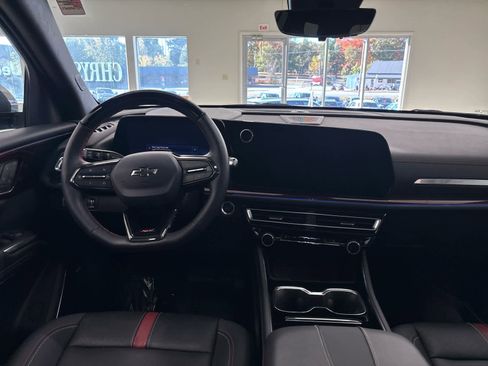 Used 2024 Chevrolet Traverse RS w/ LPO, Floor Liner Package image 22